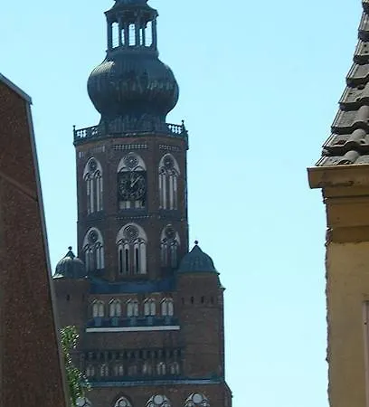 Aparthotel H&h Studio-apartments Im Zentrum Jedes Mit Kuechenzeilen - 24h Check In Greifswald