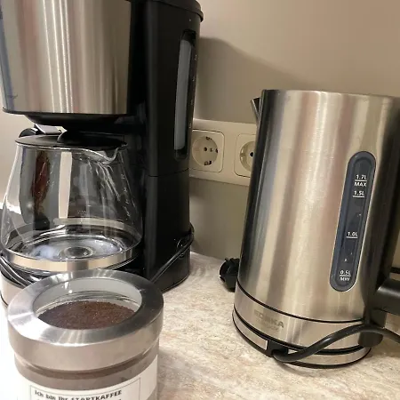 H&h Studio-apartments Im Zentrum Jedes Mit Kuechenzeilen - 24h Check In Apart-hotel Greifswald