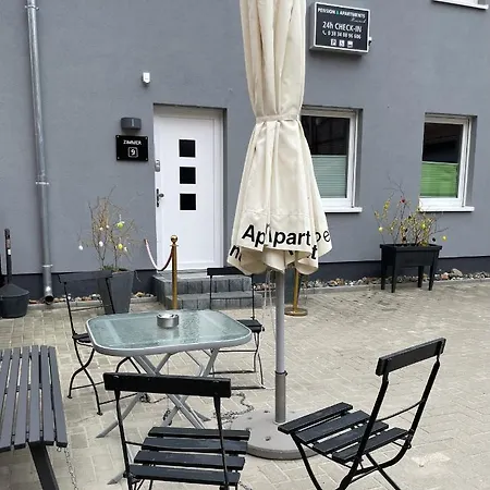 H&h Studio-apartments Im Zentrum Jedes Mit Kuechenzeilen - 24h Check In 3* Γκράιφσβαλντ