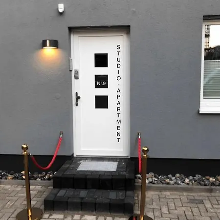 H&h Studio-apartments Im Zentrum Jedes Mit Kuechenzeilen - 24h Check In 3*