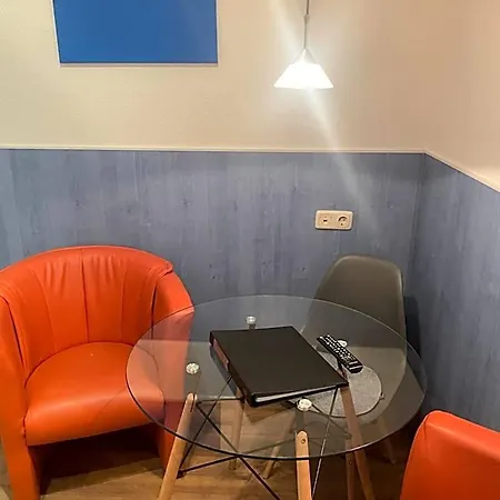 H&h Studio-apartments Im Zentrum Jedes Mit Kuechenzeilen - 24h Check In Aparthotel Greifswald