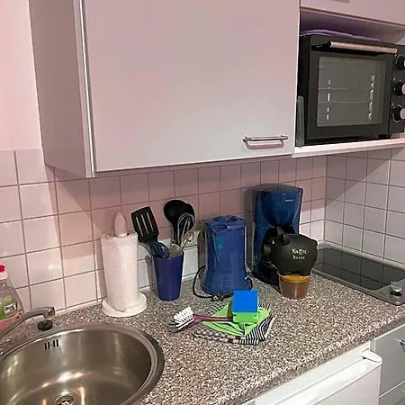 H&h Studio-apartments Im Zentrum Jedes Mit Kuechenzeilen - 24h Check In Aparthotel Greifswald
