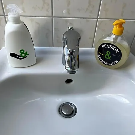 H&h Studio-apartments Im Zentrum Jedes Mit Kuechenzeilen - 24h Check In Aparthotel Greifswald
