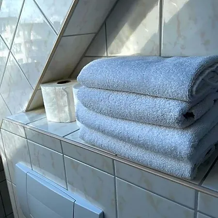 Aparthotel H&h Studio-apartments Im Zentrum Jedes Mit Kuechenzeilen - 24h Check In 3*